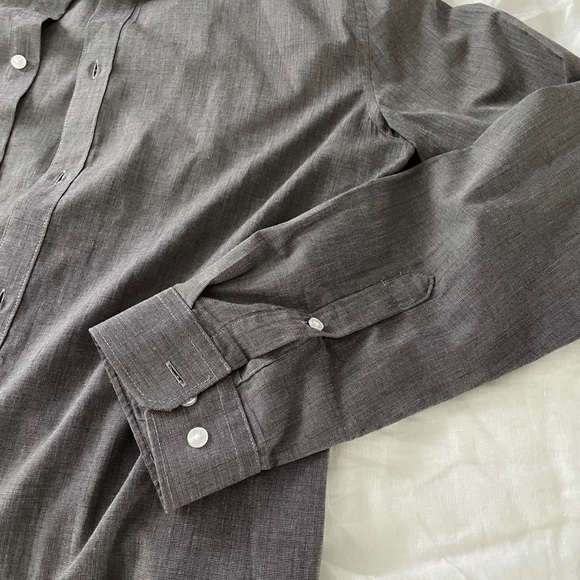 H&M gray button down shirt - Picture 4 of 6